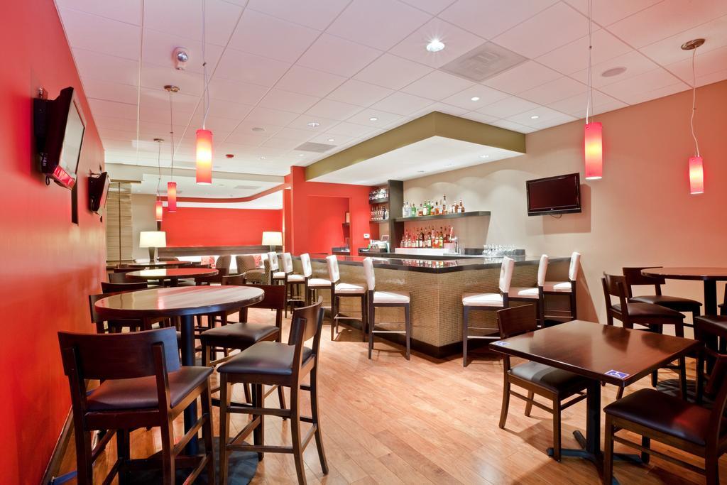 Holiday Inn Olathe Medical Center Restaurant billede